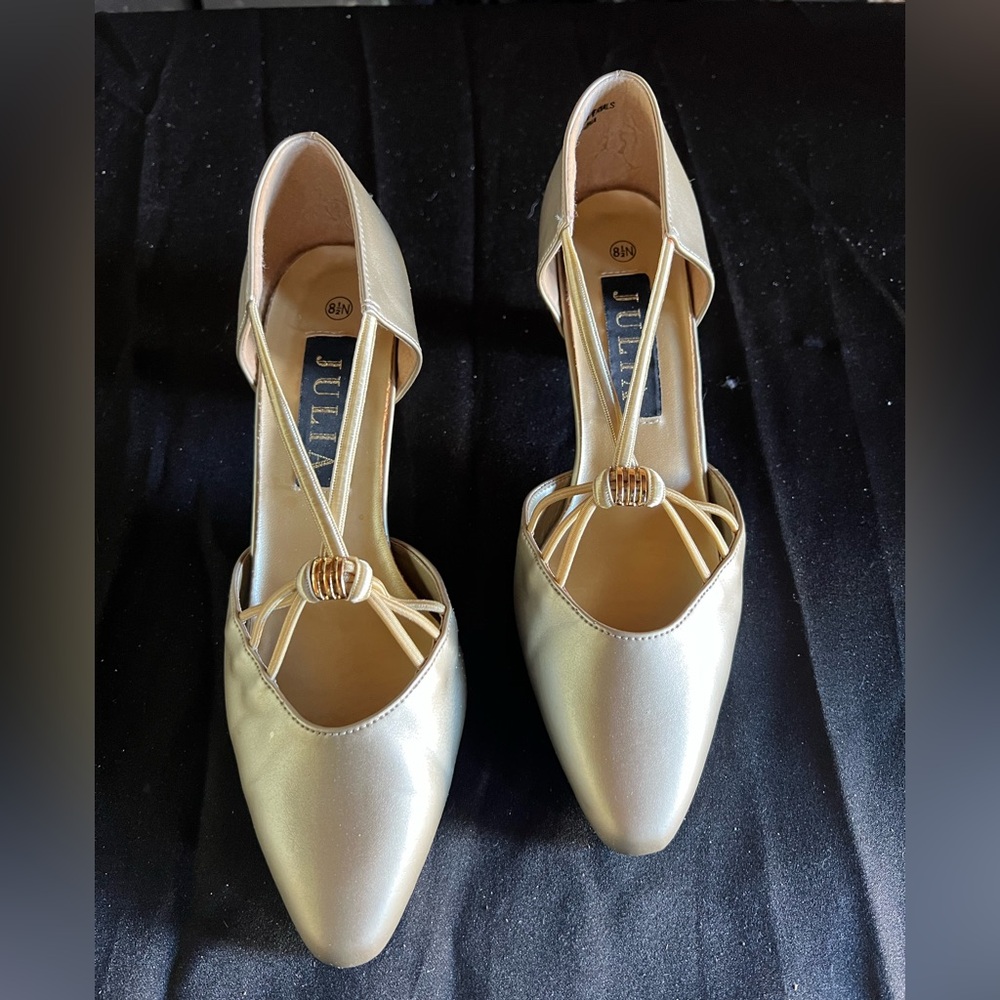 JULIA Women’s Gold Women's Heels (8.5)